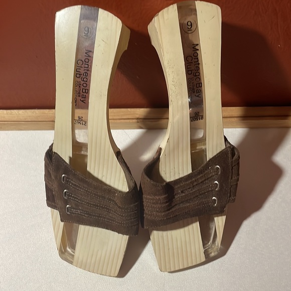 MontegoBay sandals - Picture 3 of 4